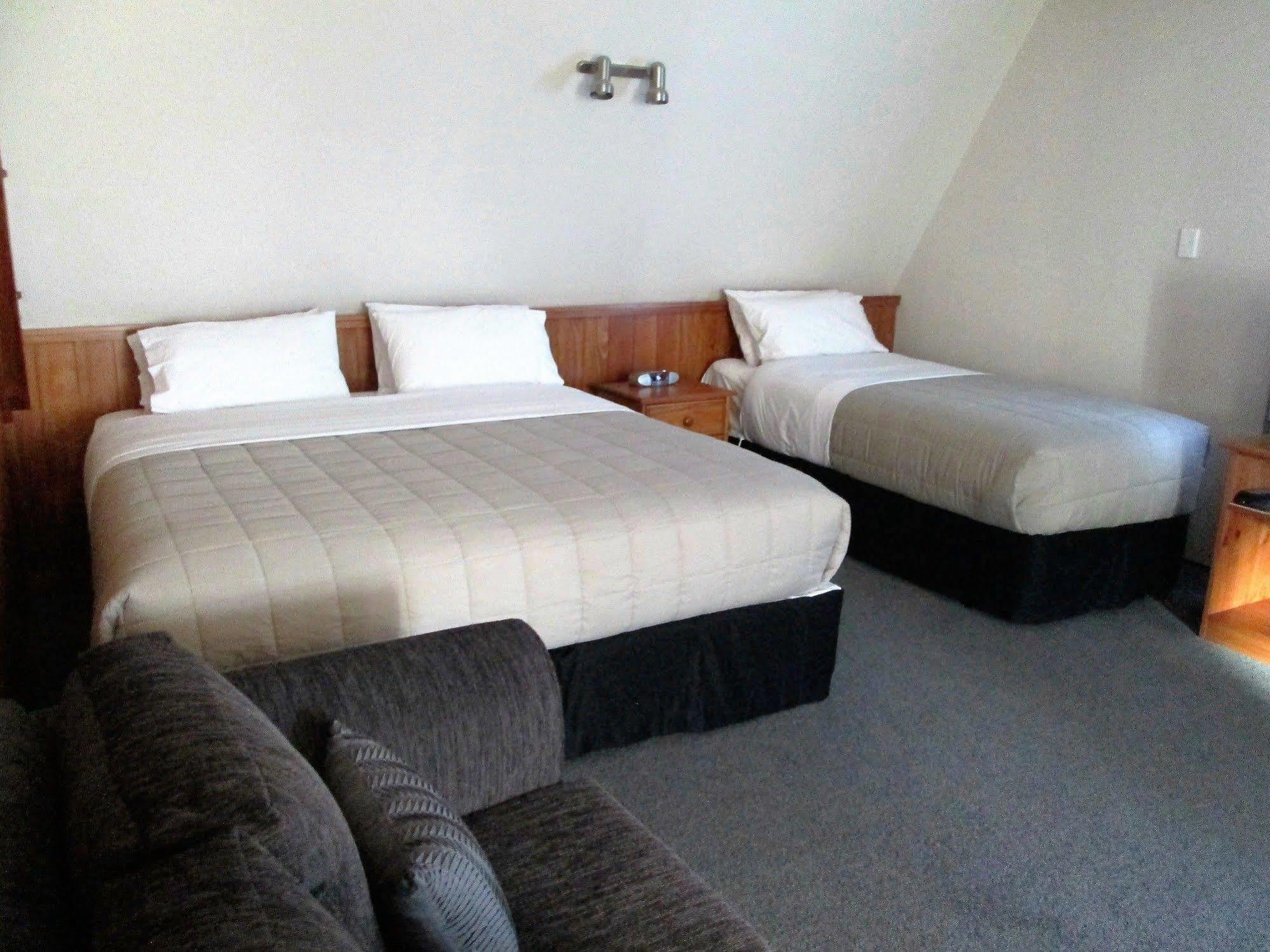 Colonial Motel باباكورا المظهر الخارجي الصورة